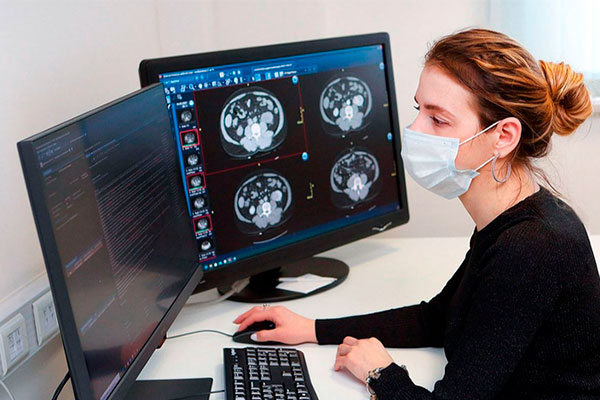 Московские врачи активно применяют технологию распознавания речи — Собянин